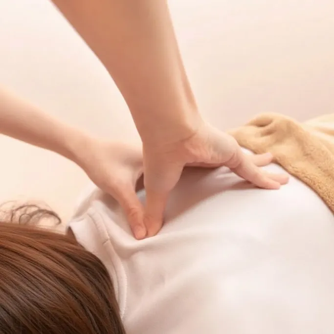 【西船橋.・整体】人はなぜ、疲れると下を向くのか